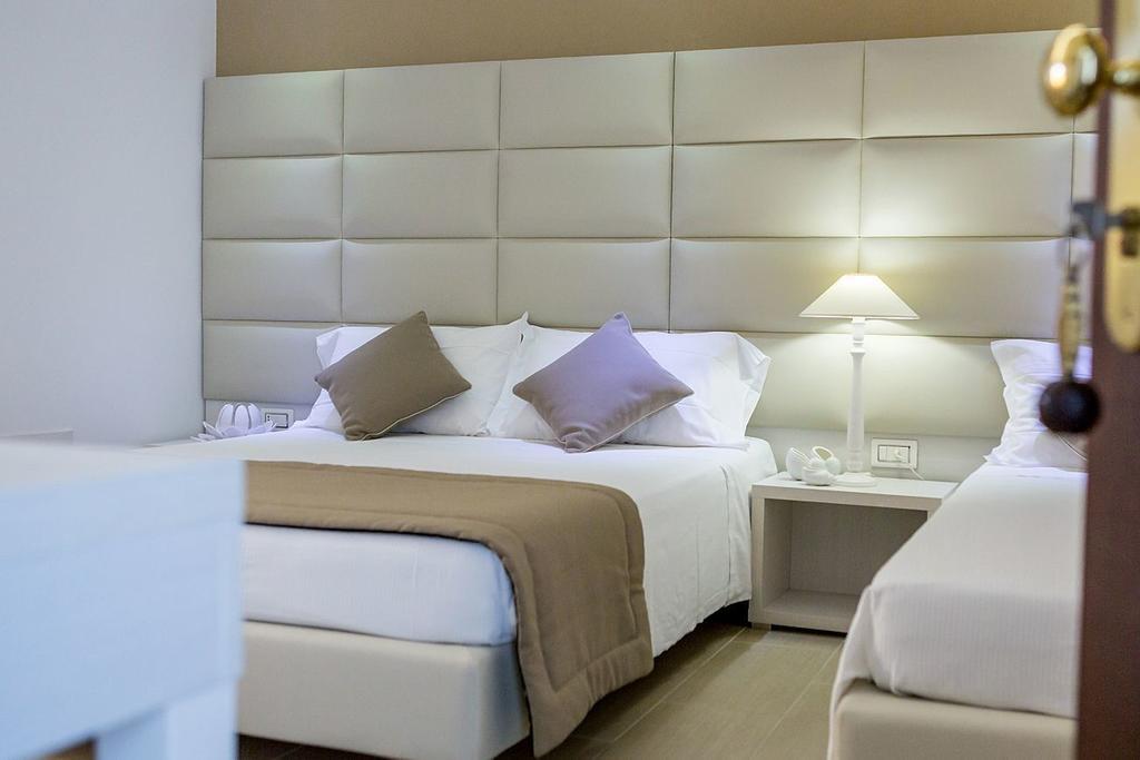 ואסטו Hotel Vittoria מראה חיצוני תמונה